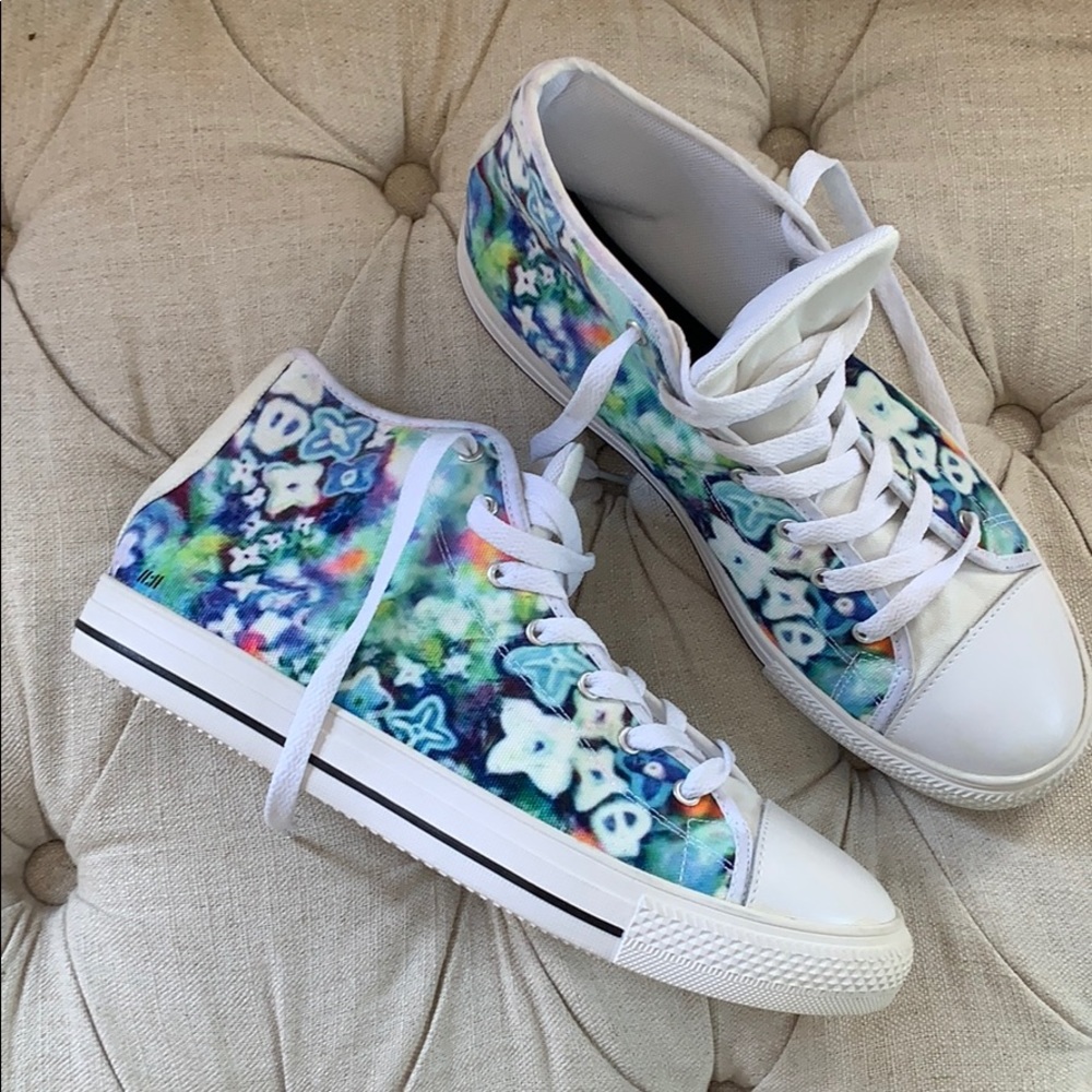 NWOT Custom floral high tops